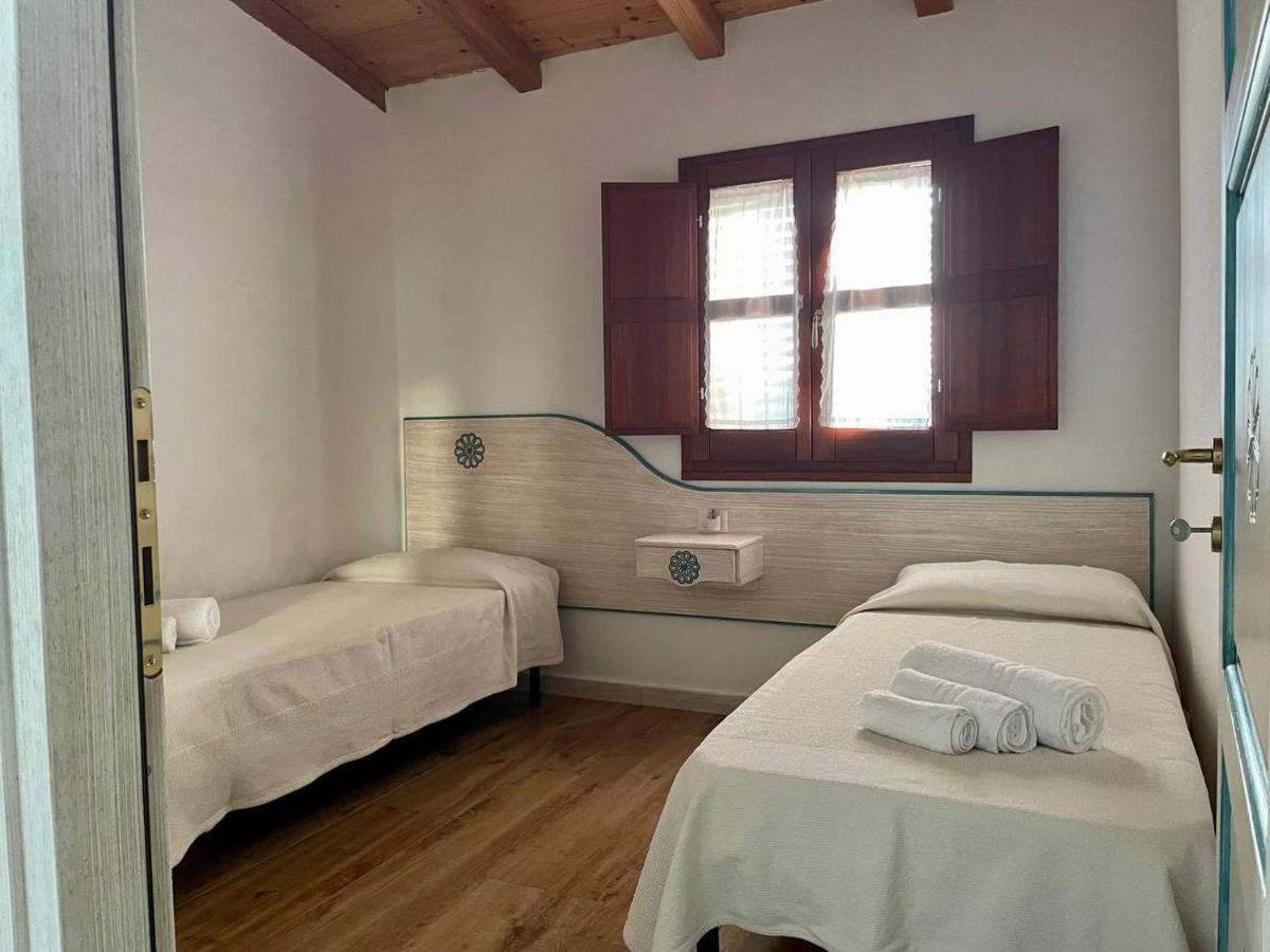Casa Vacanze Sisuledda 奥罗塞伊 外观 照片